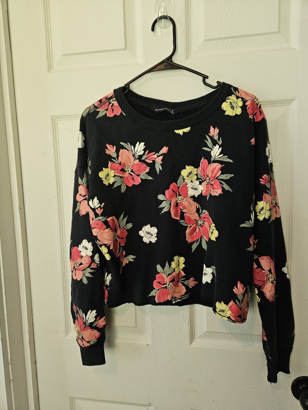 Blue Floral Long-Sleeve Women's Top - Pink & Yellow Flowers